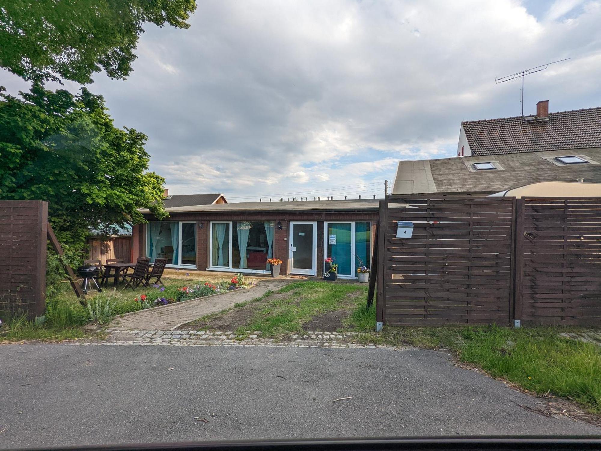 W5 - Urlaubsmagie - Wohnung Mit Grill, Terrasse & Pool Lichtenhain  Luaran gambar