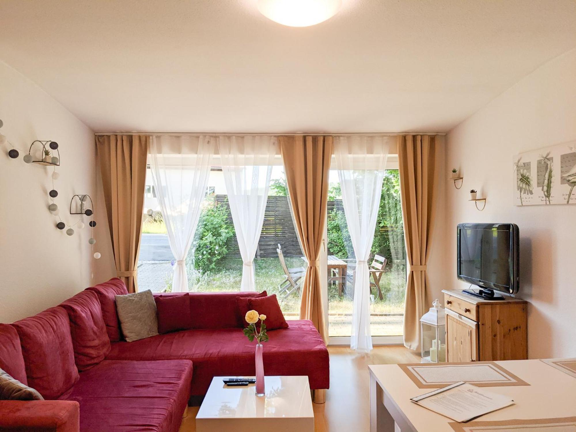 W5 - Urlaubsmagie - Wohnung Mit Grill, Terrasse & Pool Lichtenhain  Luaran gambar