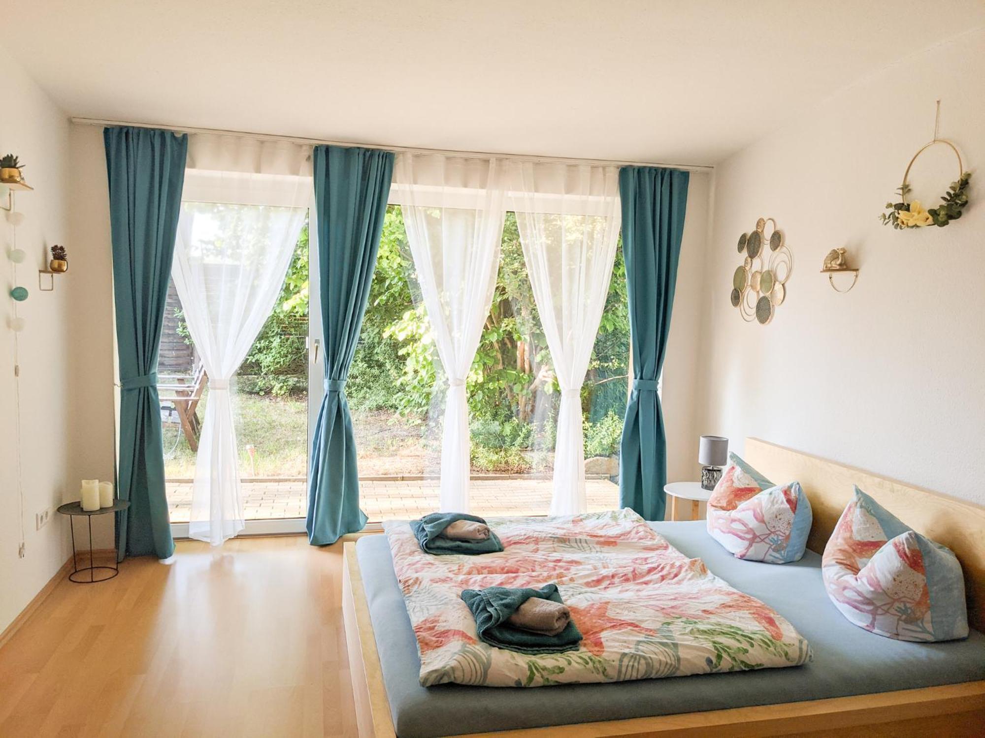 W5 - Urlaubsmagie - Wohnung Mit Grill, Terrasse & Pool Lichtenhain  Luaran gambar