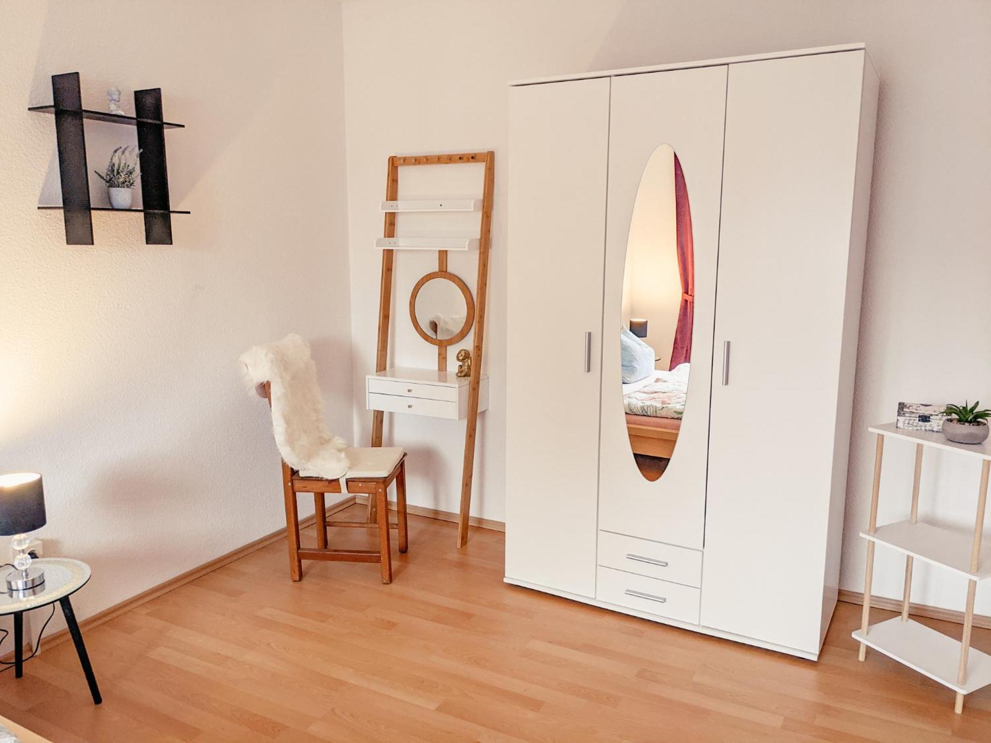 W5 - Urlaubsmagie - Wohnung Mit Grill, Terrasse & Pool Lichtenhain  Luaran gambar